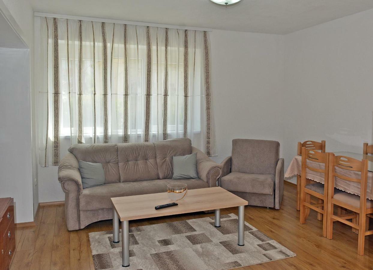Ms Apartment Ohrid Esterno foto