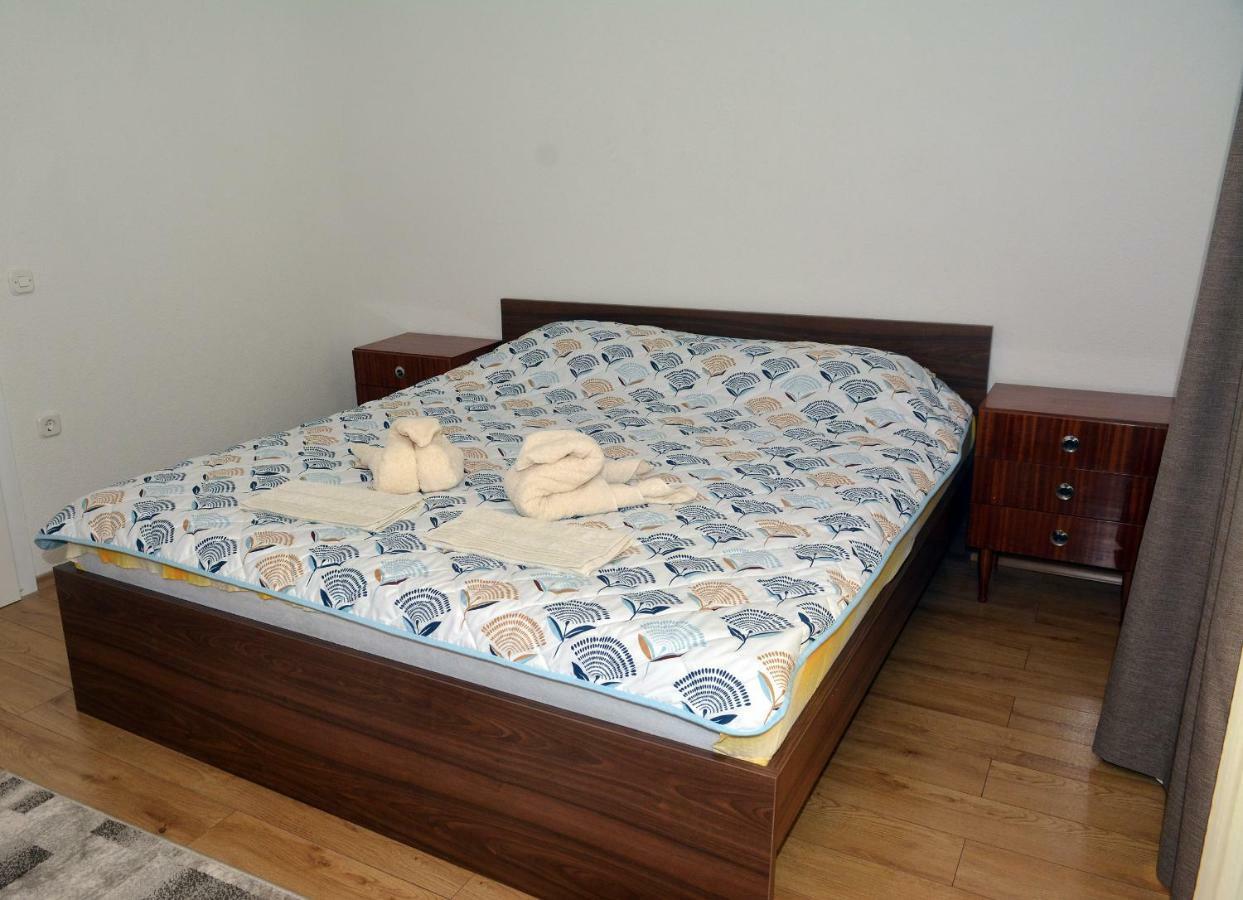 Ms Apartment Ohrid Esterno foto
